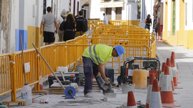 El cogobierno se «guarda» 34 obras en Córdoba por valor de 9 millones para su carrera preelectoral