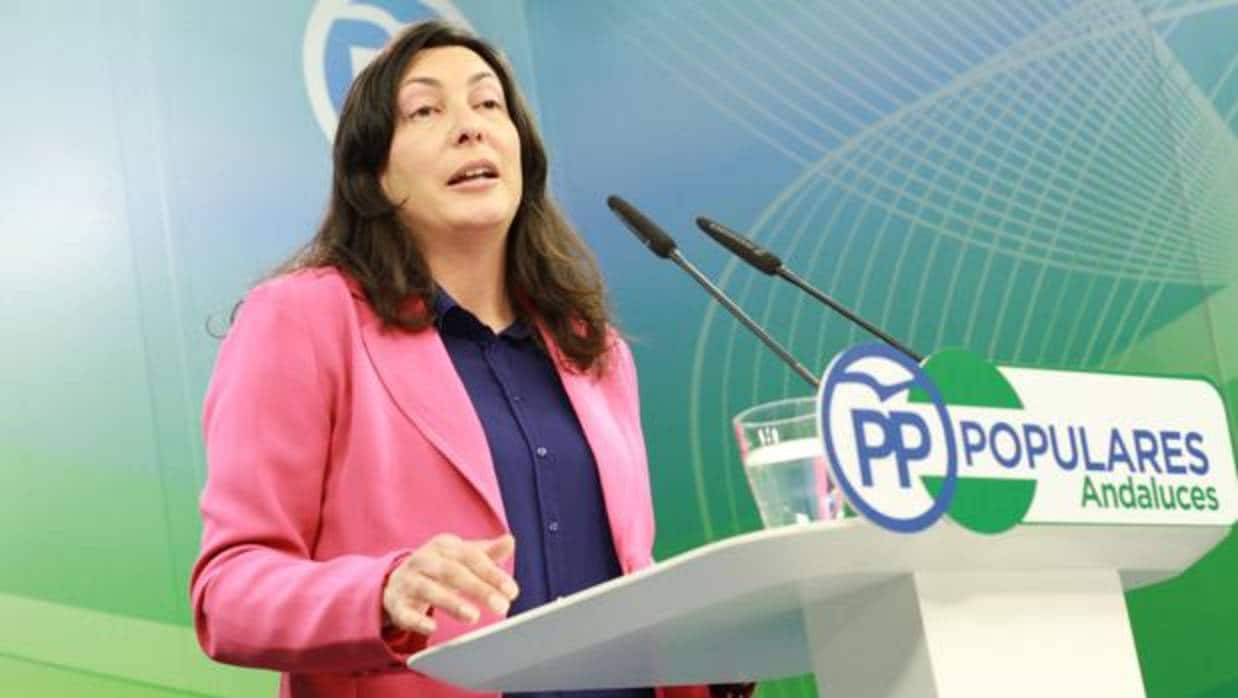 La secretaria general del PP andaluz, Loles López, cree que el 1-O fue «el fracaso de los independentistas»