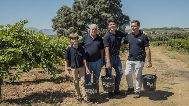 Tres generaciones de la familia Lara estrenan sus propios vinos de Ronda