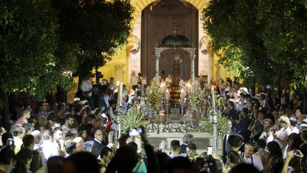 Córdoba rinde culto a quienes la guardan