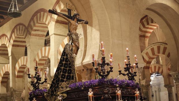 La Expiración de Córdoba trasladará sus titulares a la Catedral en 2018