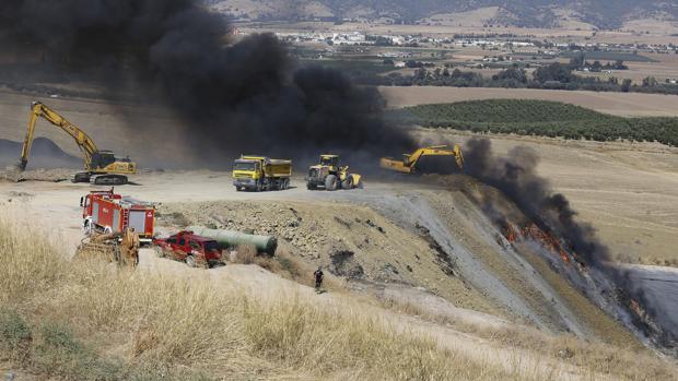 La Junta responsabiliza al Consistorio del control de incendios en Recicor