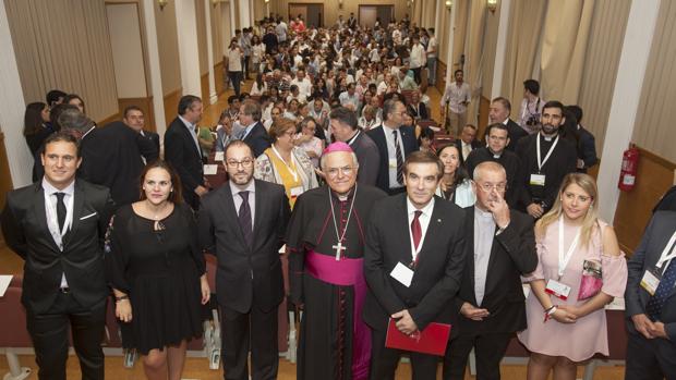 Antonio Varo inaugura el Encuentro Nacional de Jóvenes Cofrades de Córdoba