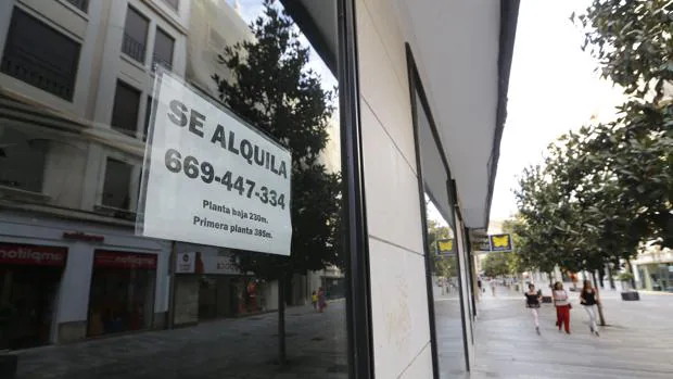 Las ayudas para vivienda de la Junta de Andalucía se atascan en una agencia creada para tramitarlas