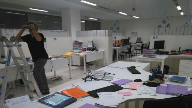 La revisión de los bajantes de la Ciudad de la Justicia de Córdoba llega después de la inundación