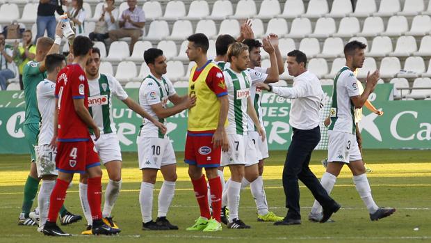 Juan Merino lo repite todo con el Córdoba CF en su debut en El Arcángel