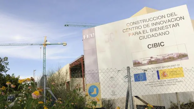Obras de construcción del FIbic (2012) en el PTA de Málaga