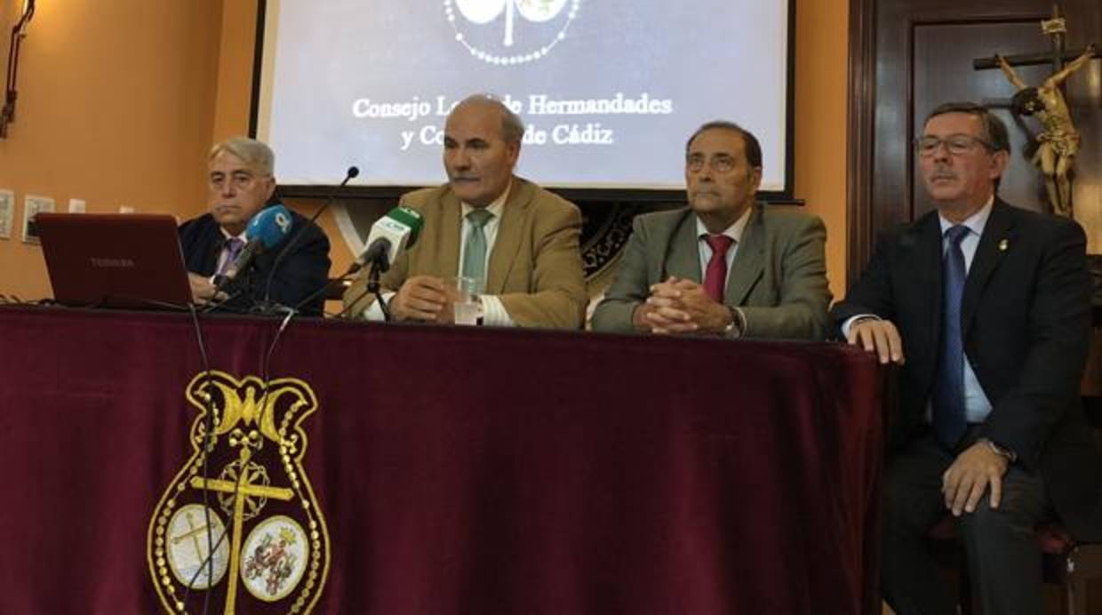 La nueva Carrera Oficial de la Semana Santa de Cádiz toma forma