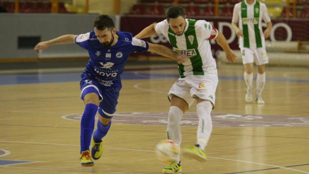 El Itea Córdoba CF se queda a las puertas de la victoria ante el Bisontes Castellón (3-3)