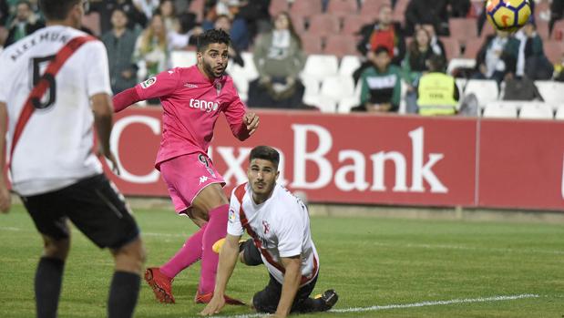 El Córdoba CF no levanta el vuelo ante el Sevilla Atlético ni con un jugador más (1-1)