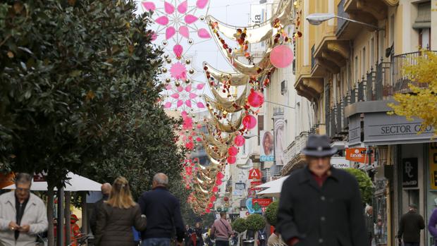 Más de 1,4 millones de puntos de luz iluminarán 50 calles de Córdoba para celebrar la Navidad