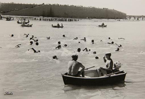 Travesía del Guadalquivir en septiembre de 1966