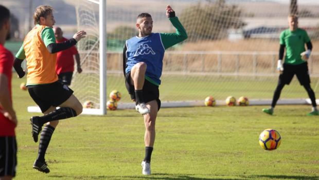 El defensa cordobés del Córdoba CF José Manuel Fernández