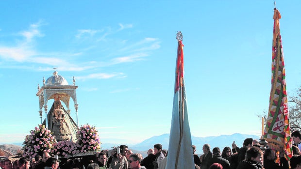 Cabra le pide a la Virgen que haga llover