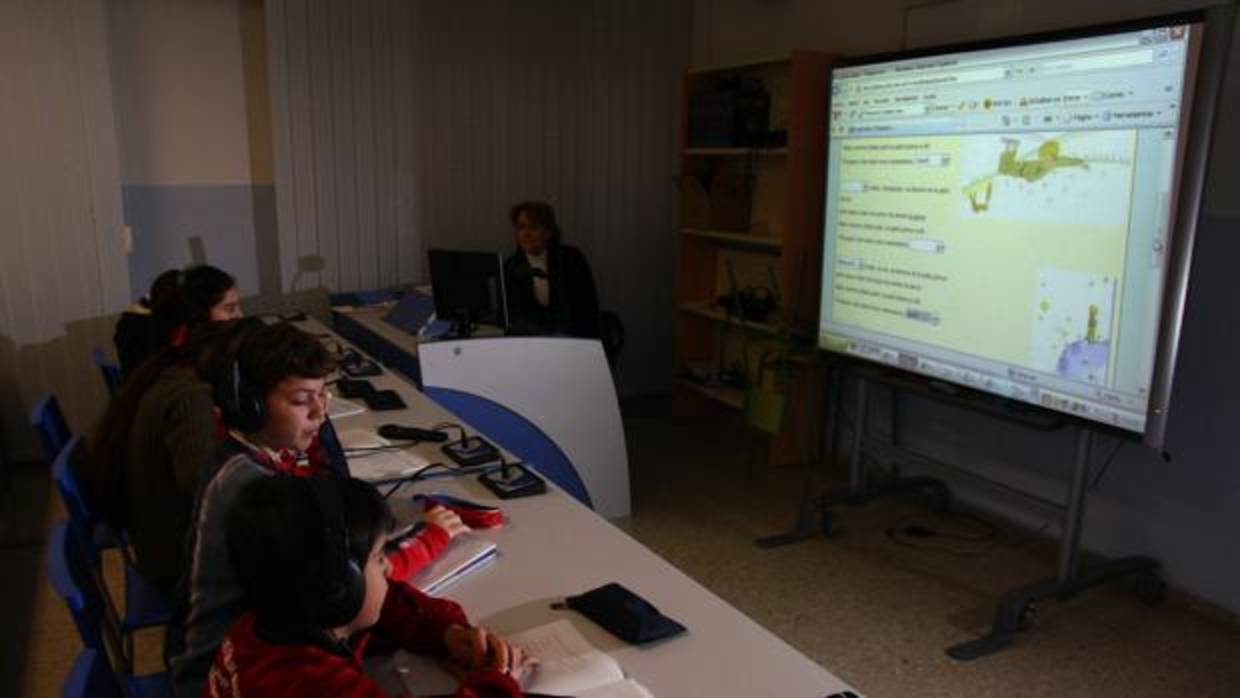 Los sindicatos se quejan de falta de medios y de equipos obsoletos en las aulas andaluzas