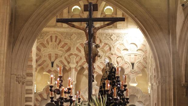 La Expiración de Córdoba añade a su centenario un libro, conciertos y una meditación