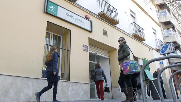 Colapso en centros de salud y Urgencias de Córdoba por la gripe y la falta de personal en Navidad