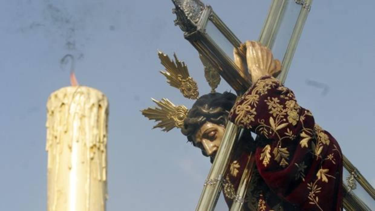 Jesús Nazareno en procesión