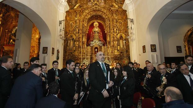 Una simbiosis perfecta: La Esperanza y la música cofrade de Córdoba