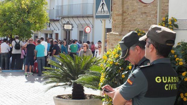 Detenida una joven que robaba en casas de Bujalance y Cañete tras entrar a vender cosméticos