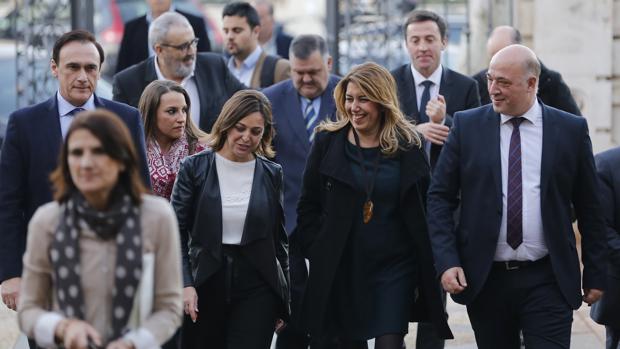 Susana Díaz anuncia «los mejores años para Andalucía» con el Plan de la Agroindustria