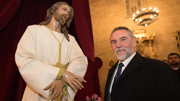 «Estoy muy agradecido por la oportunidad de tallar mi primer Cristo para Córdoba»