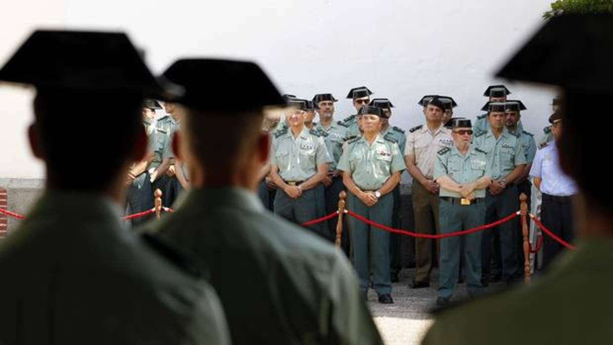 Guardias civiles en un acto oficial del cuerpo