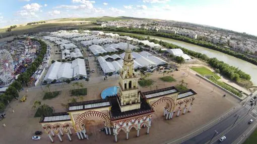 Vista aérea de la Feria de Córdoba en la edición de 2014