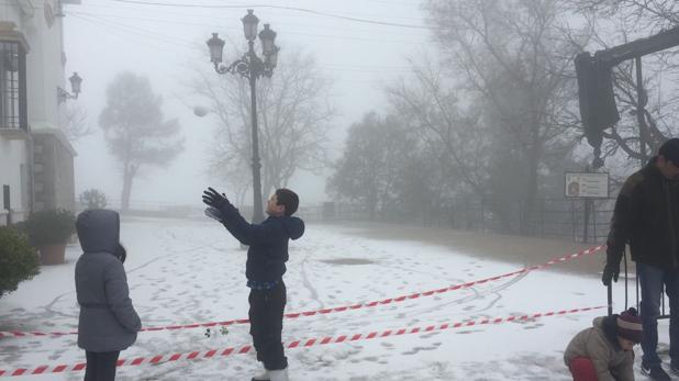 La nieve regresa a la Subbética de Córdoba