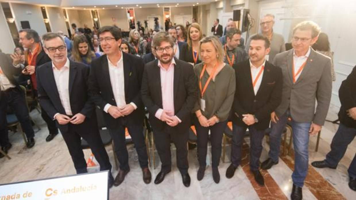 Candidatos de Ciudadanos en su última reunión en Córdoba