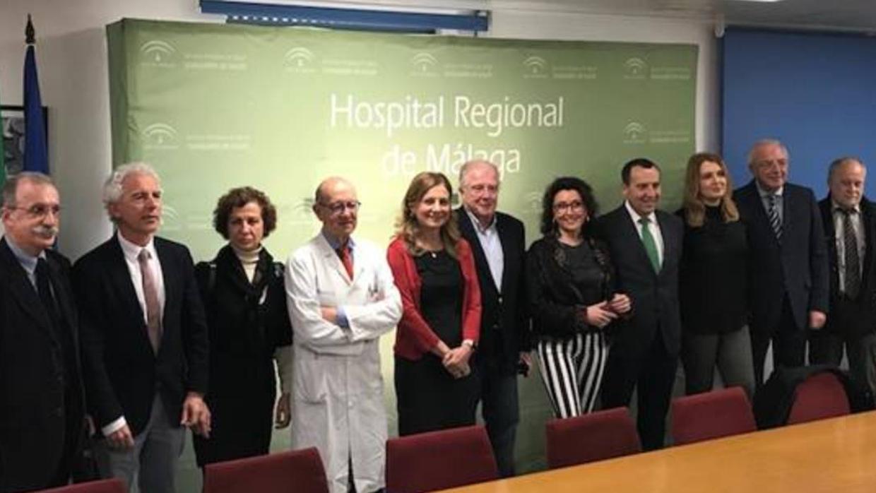 La consejera de Salud antes de la reunión con los expertos en Málaga