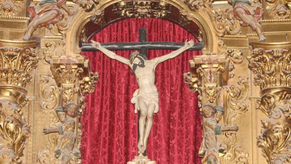 El Cristo de las Maravillas, titular de la antigua cofradía de la Vera-Cruz, en la iglesia de San Francisco de Córdoba