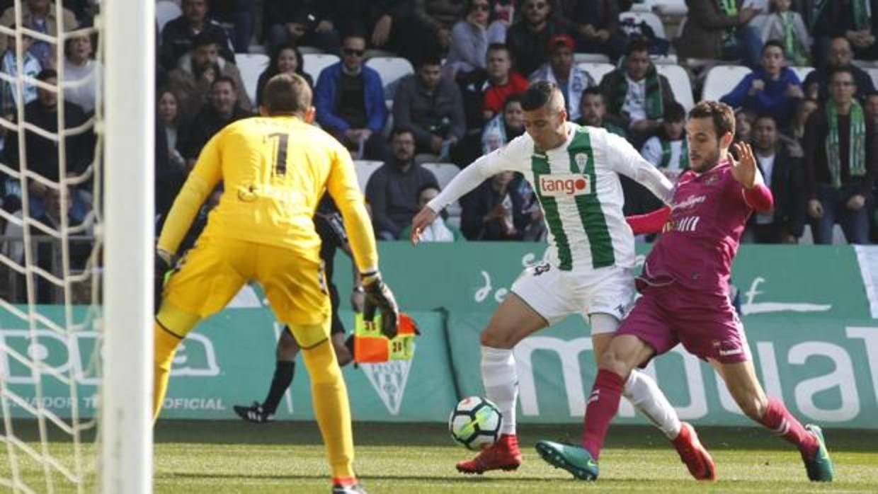 Guardiola en el partido ante el Valladolid