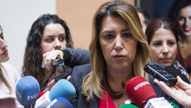 Susana Díaz: «Montoro se podía disculpar por negociar ahora las 35 horas para funcionarios»