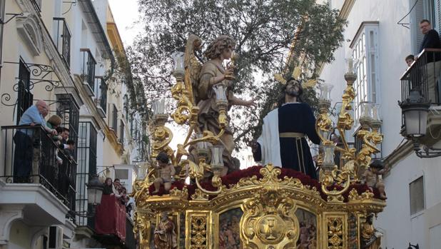 La Semana Santa de El Puerto, en el aire