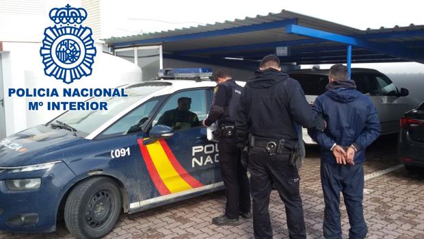 Operación policial en La Línea de la Concepción: un detenido y 2.500 kilos de hachís intervenidos