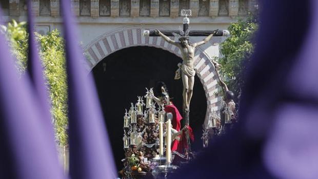 El Ayuntamiento de Córdoba potencia el Patio de los Naranjos como lugar para ver la Semana Santa