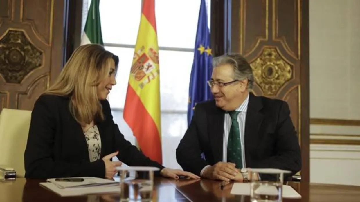 La presidenta Susana Díaz y el ministro Juan Ignacio Zoido, reunidos este lunes en San Telmo