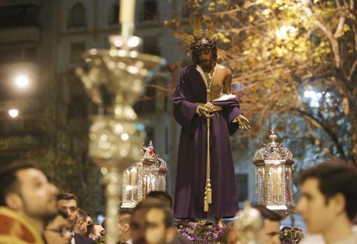 El Señor de la Humildad y Paciencia durante su vía crucis