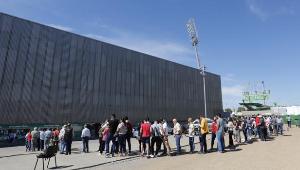 Córdoba CF | ¡Entradas agotadas para el partido ante el Almería en un día!