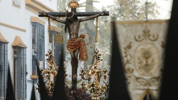 Embrujo y recogimiento en la Semana Santa de Córdoba