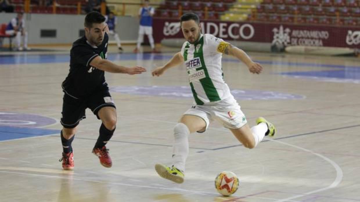 Un momento del Itea Córdoba CF ante el Lugo, este sábado, en Vista Alegre