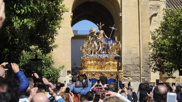 Semana Santa de Córdoba 2018: la cofradía de Jesús Resucitado pone el broche a la celebración