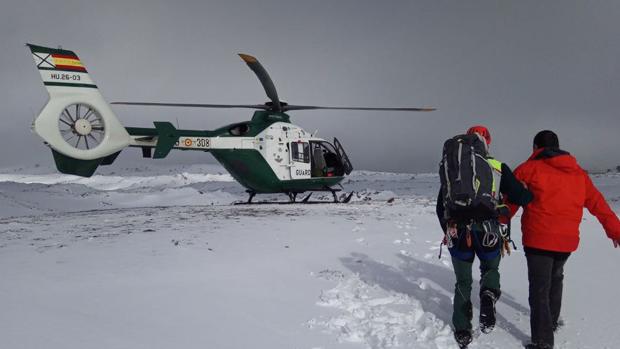 Encuentran en un refugio al senderista desaparecido en la Sierra de Cazorla