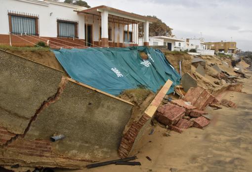 Destrozos ocasionados por los temporales en Mazagón