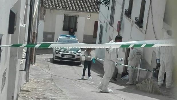 Aparece un hombre de 80 años muerto en Baena con signos de violencia