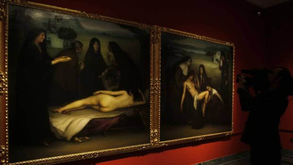 «El pecado», a la izquierda, junto a su lienzo complementario, «La gracia», en el Museo Julio Romero de Torres de Córdoba