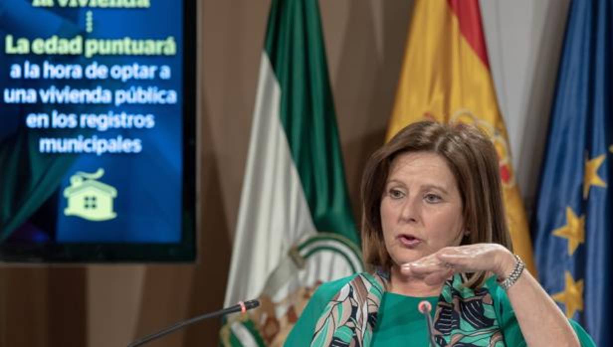 La consejera de Igualdad, María José Sánchez Rubio