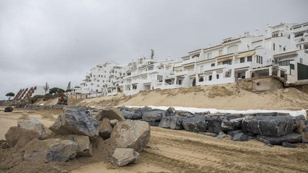 Una zona de playa de El Portil tras los últimos temporales