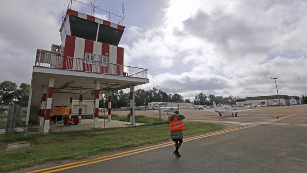 El Aeropuerto de Córdoba: ni destinos exóticos, ni logística ni millones de pasajeros